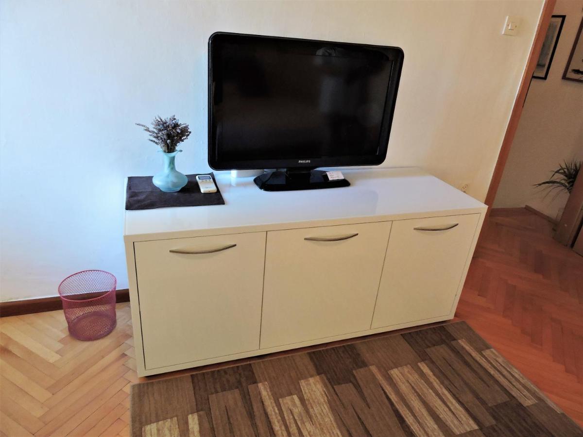 Bruno Split Centre Apartment And Room المظهر الخارجي الصورة